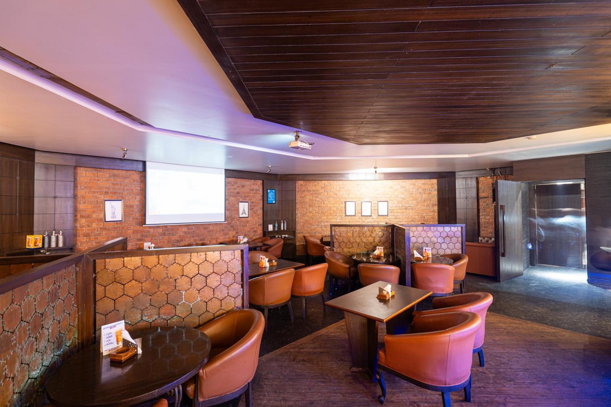 Hotel Mayura Rāipur 外观 照片
